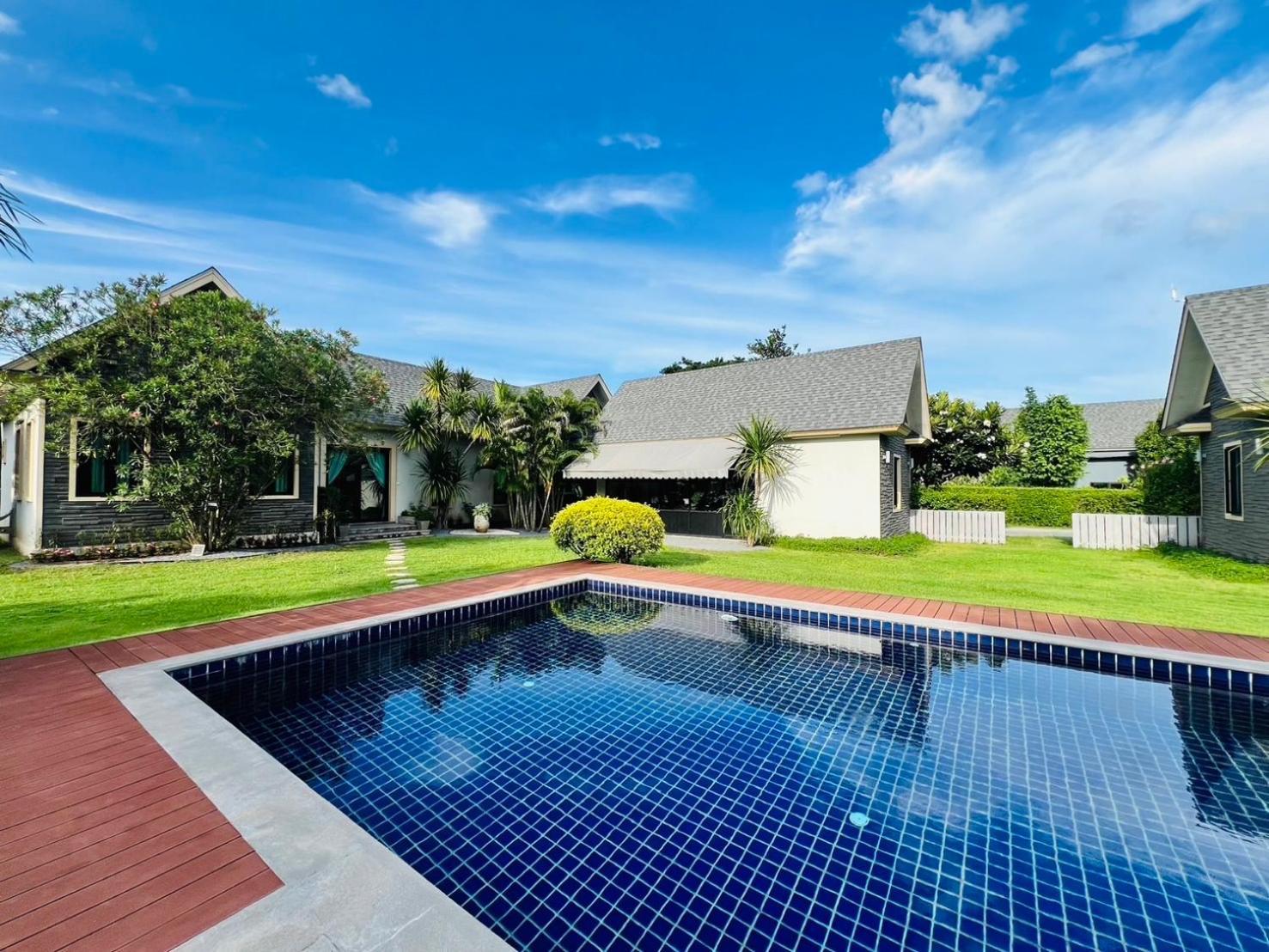 Ban 5 Rai Pool Holiday home *